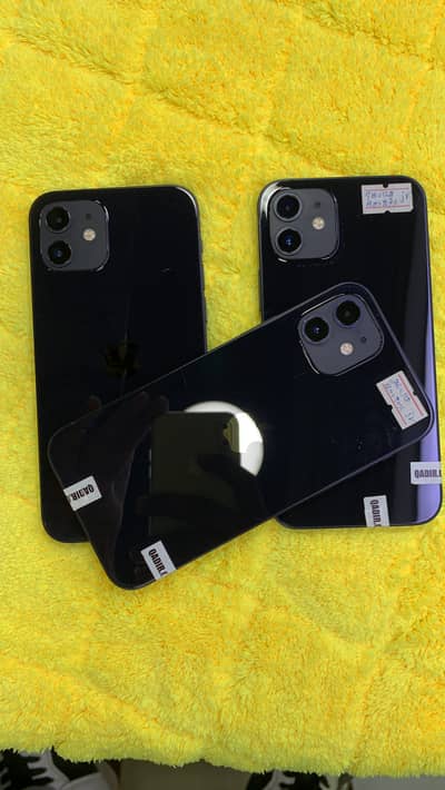 Apple iPhone 12