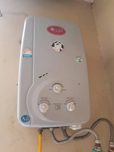 Home used Instant Gas  05 Geysers