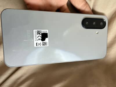 Samsung Mobile A17 8 / 256 GB
