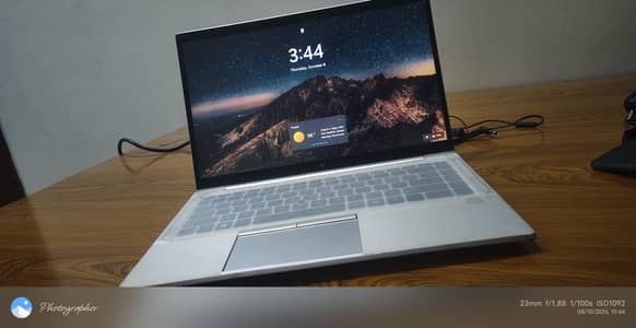 HP EliteBook - 16GB RAM / 256GB SSD - Good Condition (8/10)
