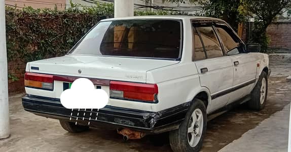 Nissan Sunny 1986