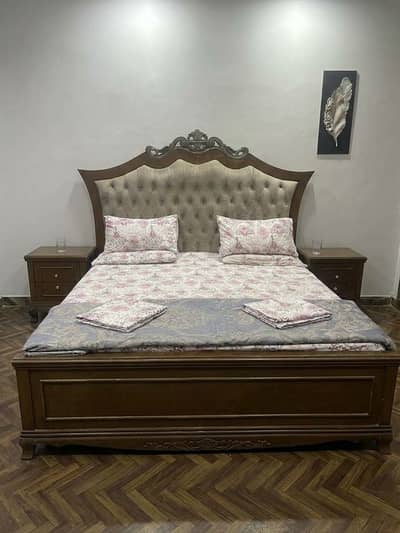 King size bed set