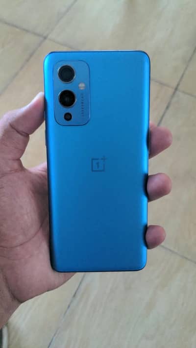 One Plus 9 5G  EXCHANGE POsSIBLE