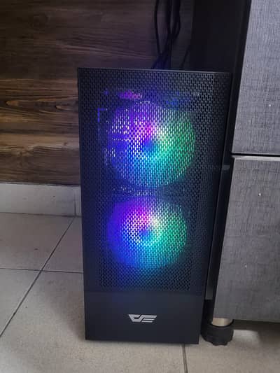 Gaming PC (Rtx 5060) Just like new