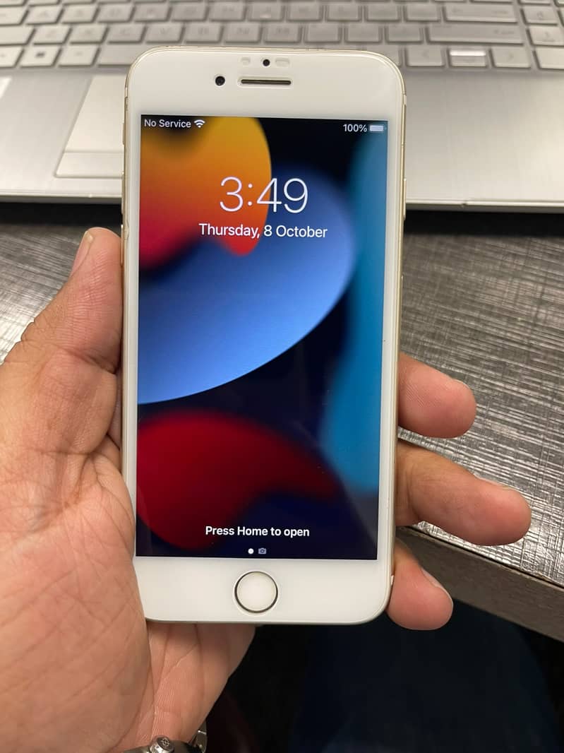 Apple iPhone 7 2