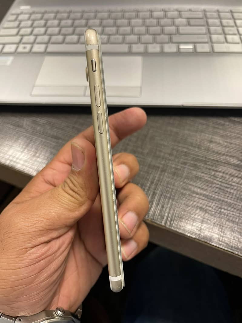 Apple iPhone 7 5