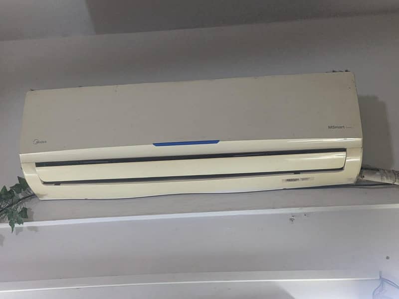 Midea MSmart split AC selling 0
