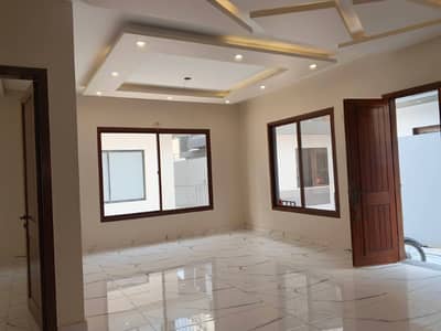 Prime Location Slightly Used Independent House Sized 250 Square Yards Available In Federal B Area - Block 4