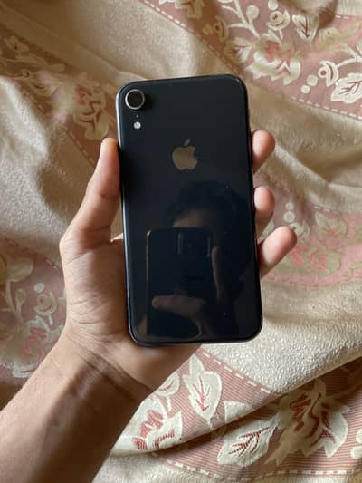 Apple iPhone XR