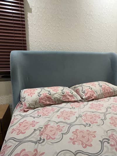 Queen size Bed & Mattress
