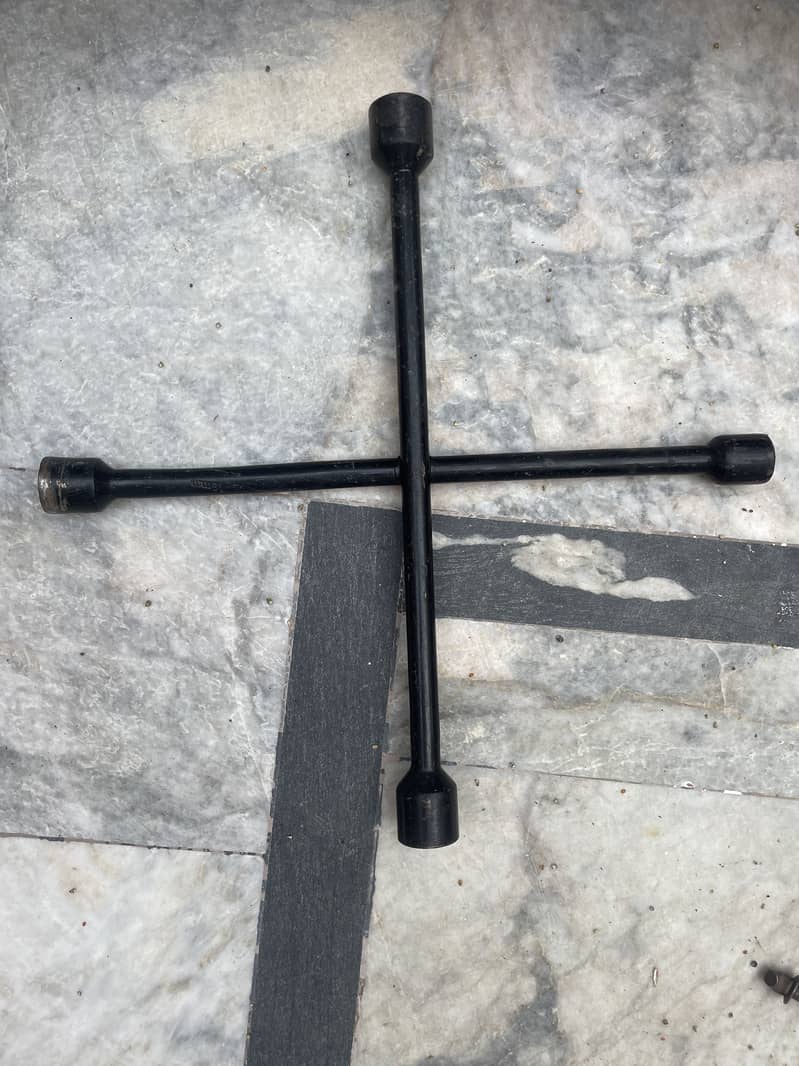Cross spanner 4 way 0