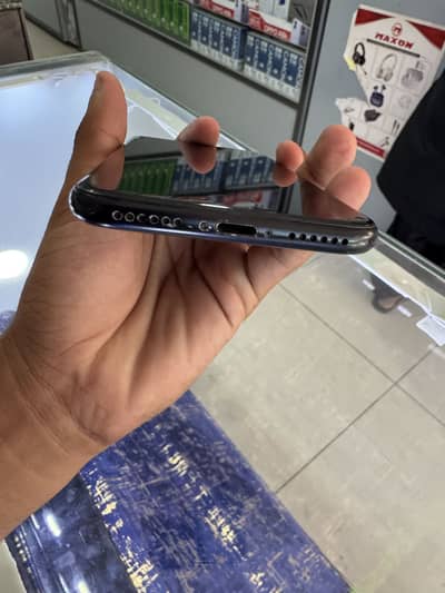 Apple iPhone SE