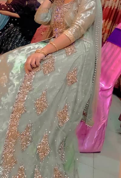 lhnga shirt with open gown