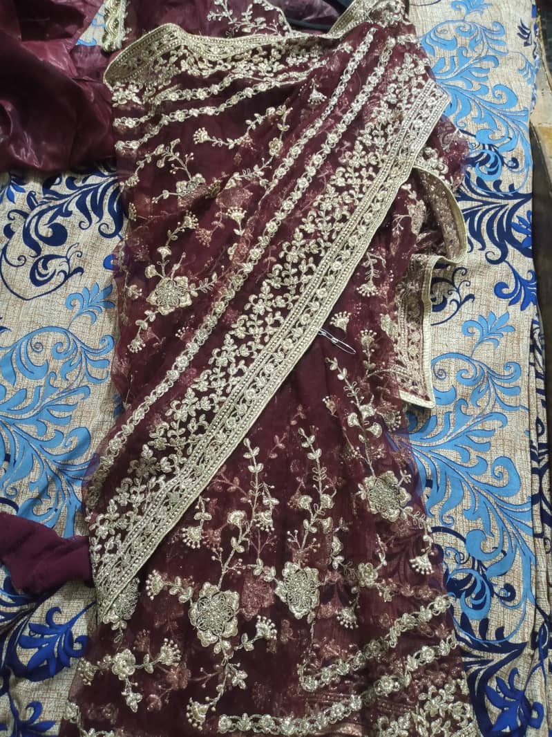 saree 0