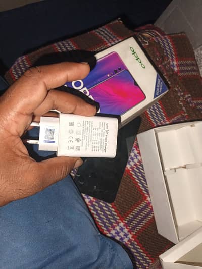 oppo reno z 8+8/256