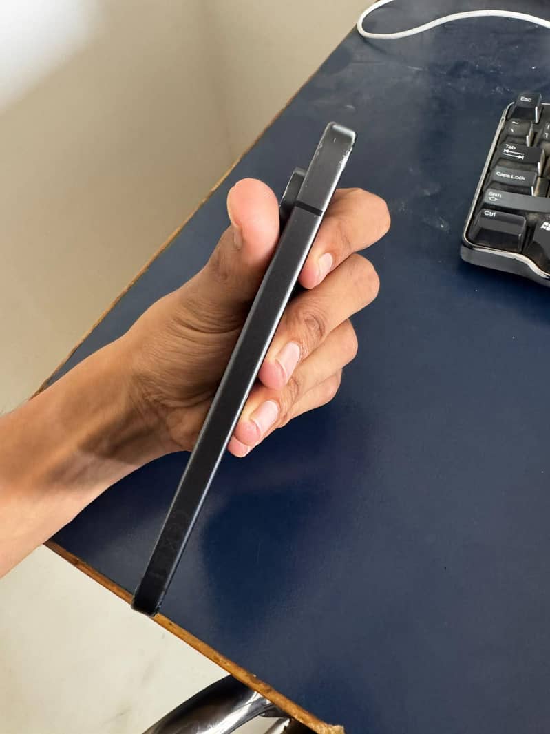 Google Pixel 9 4