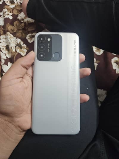 Tecno Spark 8C