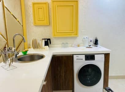 Daily Basis Hotel Apartments Available Gold Crest apartment DHA LAHORE