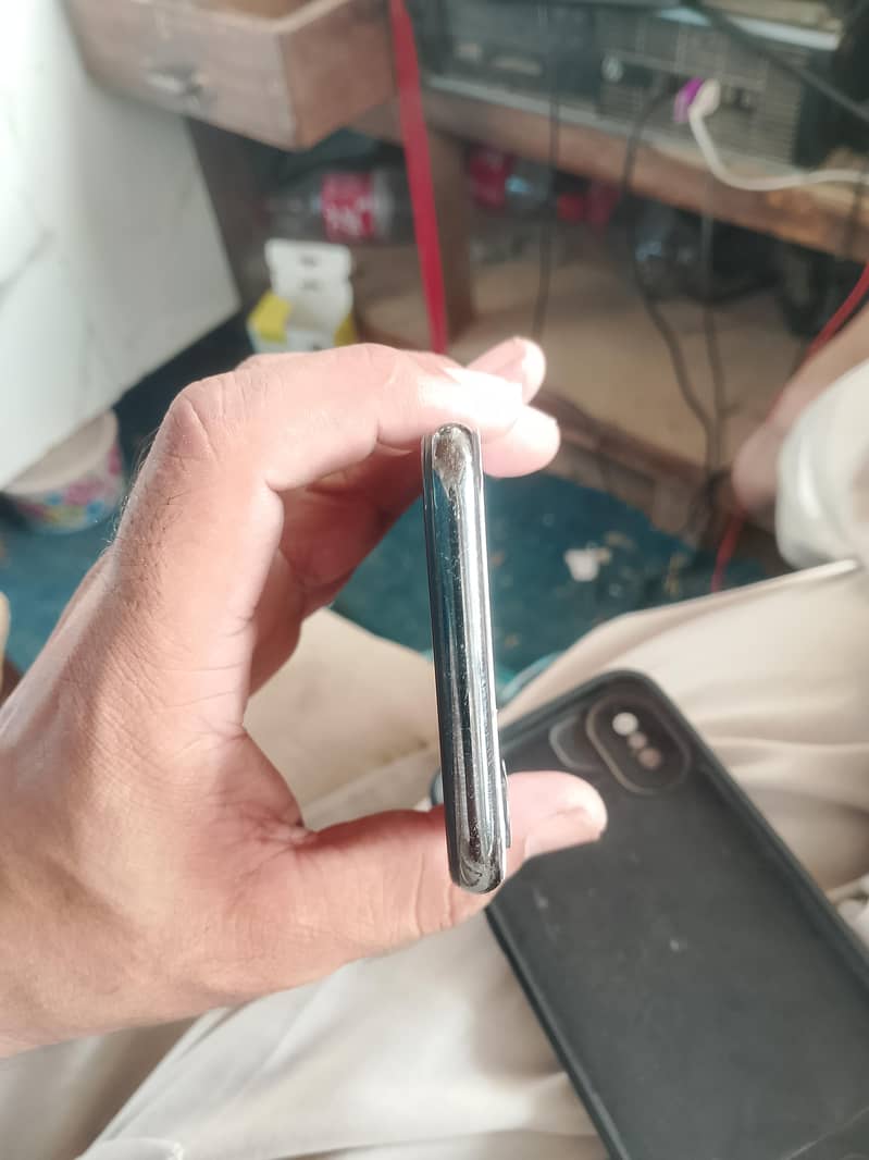 Apple iPhone X 1