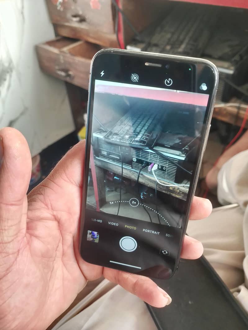 Apple iPhone X 2