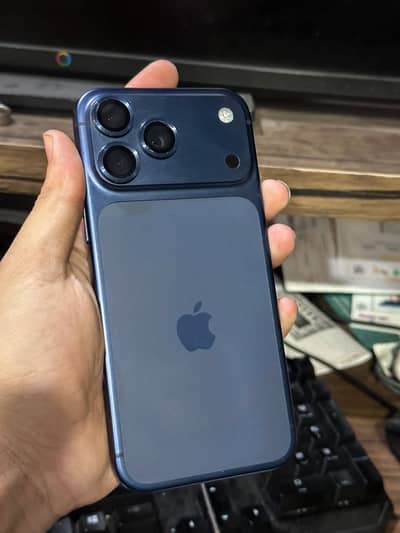 Apple iPhone 17 Pro Max JV