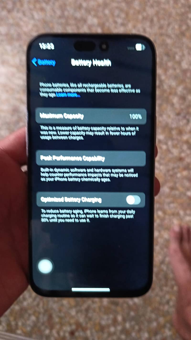 Apple iPhone 15 Pro Max 2