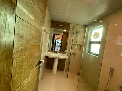 10-Marla 03-Bedroom Brand New Flat Available For Sale On Instalment In Askari 10 Lahore Cantt