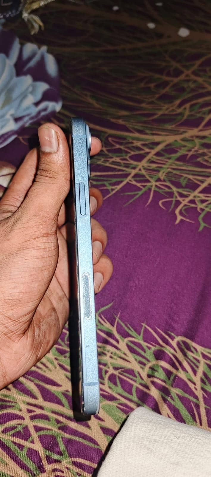 Apple iPhone 14 plus 3