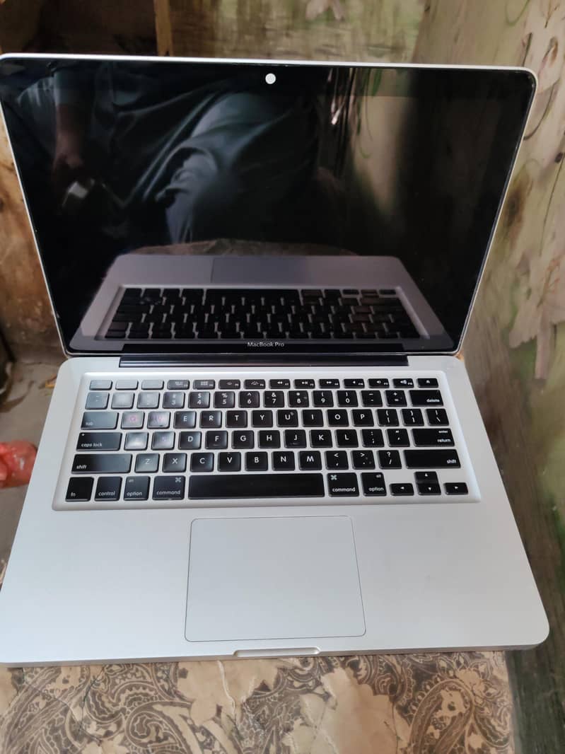 MACBOOK PRO 2011 1