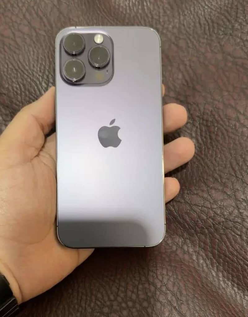 Apple iPhone 14 Pro 0