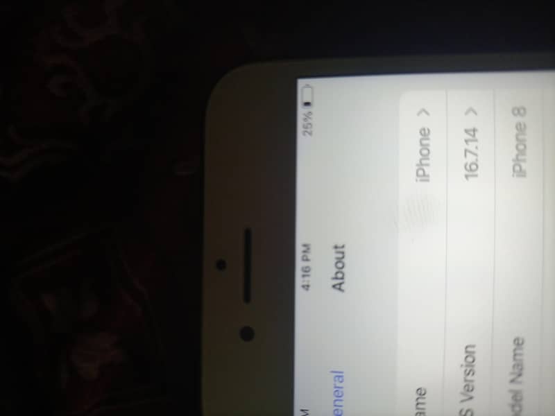 Apple iPhone 8 3