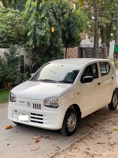 Suzuki Alto 2024 showroom condition