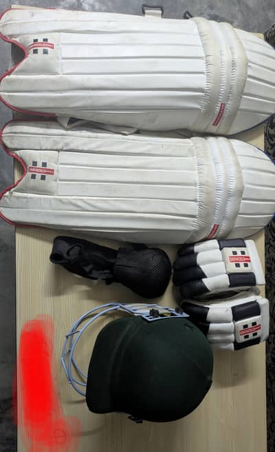 pads and gloves and Halmet and guard