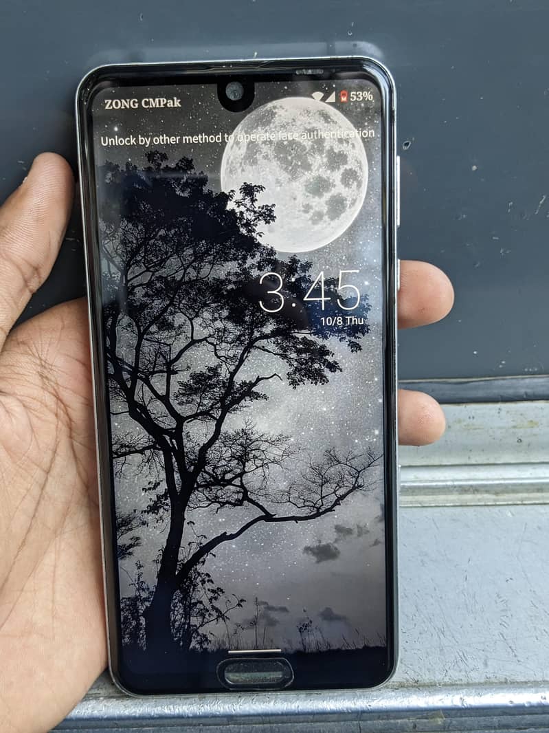 Sharp Aquos R3 3