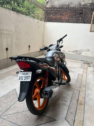 Honda cb 150f