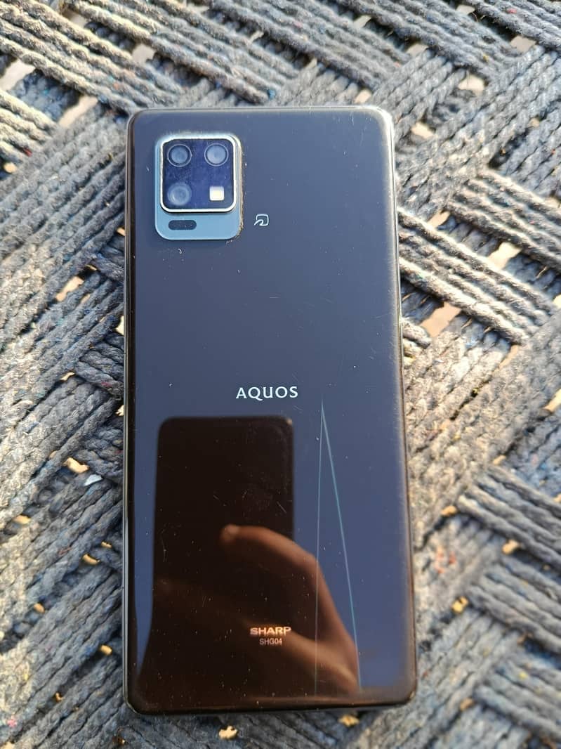 Sharp Aquos Zero6 5
