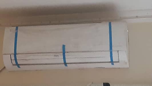 T3 hair ac urgent sale