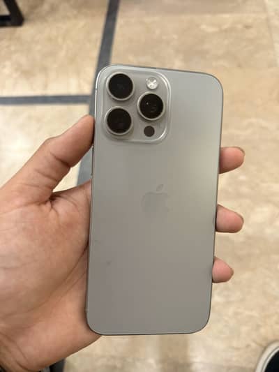 Iphone 15 pro max natural titanium factory unlock