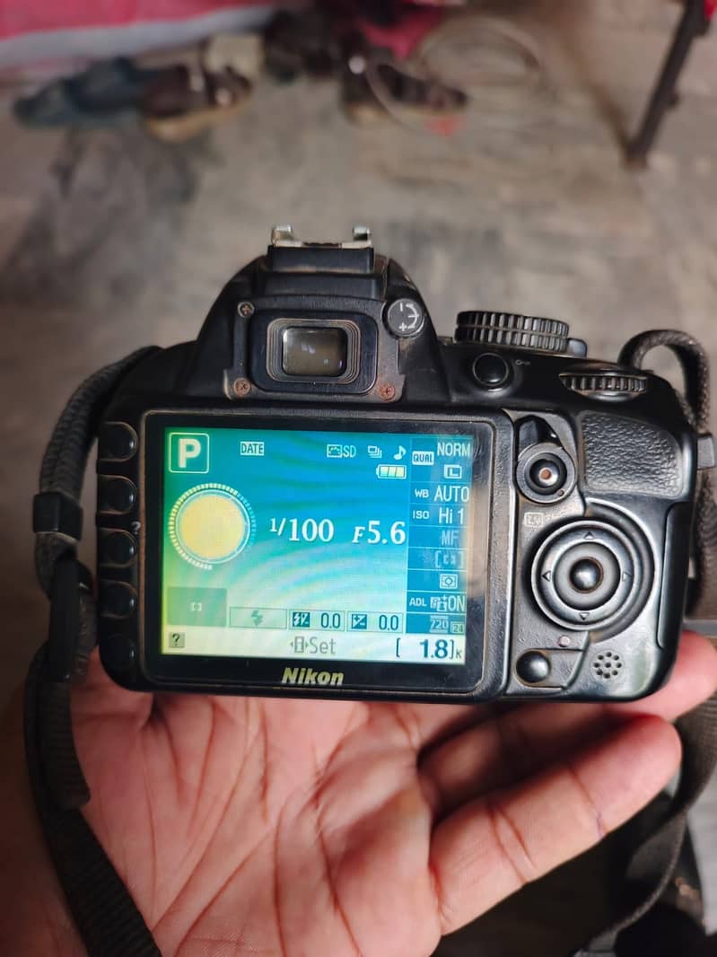 DSLR Camera 4