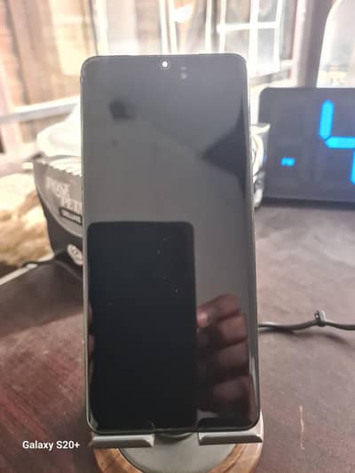 Original Samsung S20 plus scratchless screen with 6 lines and shade