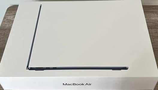 MacBook Air 13-inch with M5 Chip (16/512 GB) Non-Active/Sealed/New)