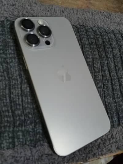 Apple iPhone 15 Pro Max