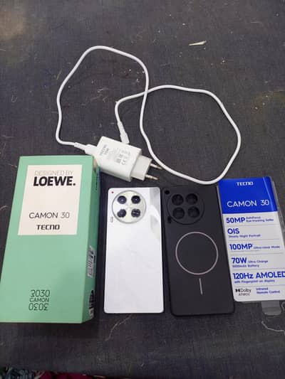 Tecno CAMON 30 (8+8) Gb (256) Gb with box original charger
