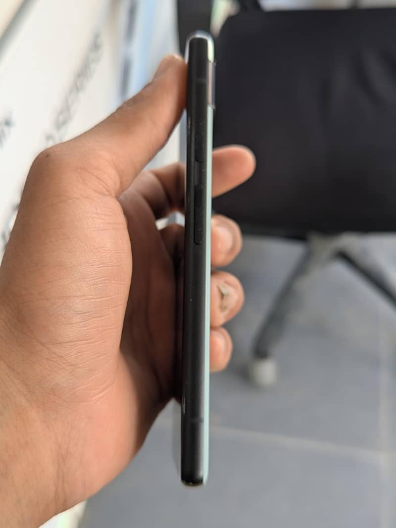 Google Pixel 6a 1
