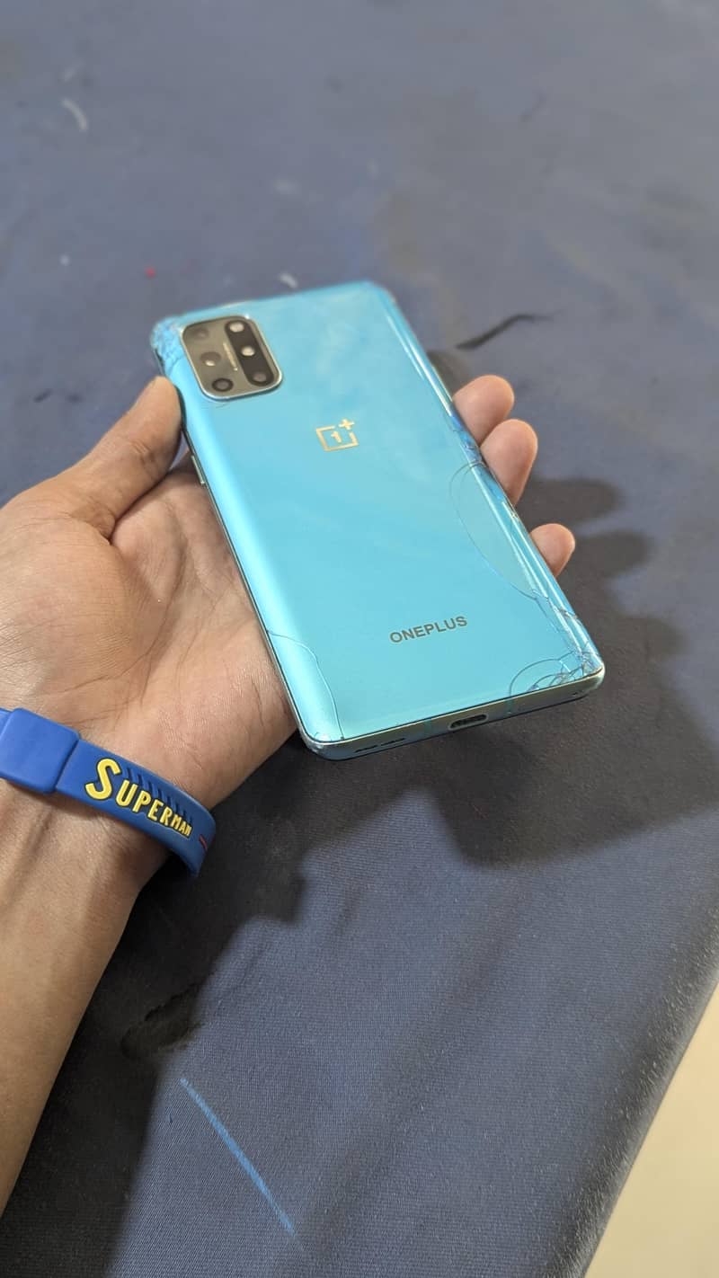 One Plus 8 4