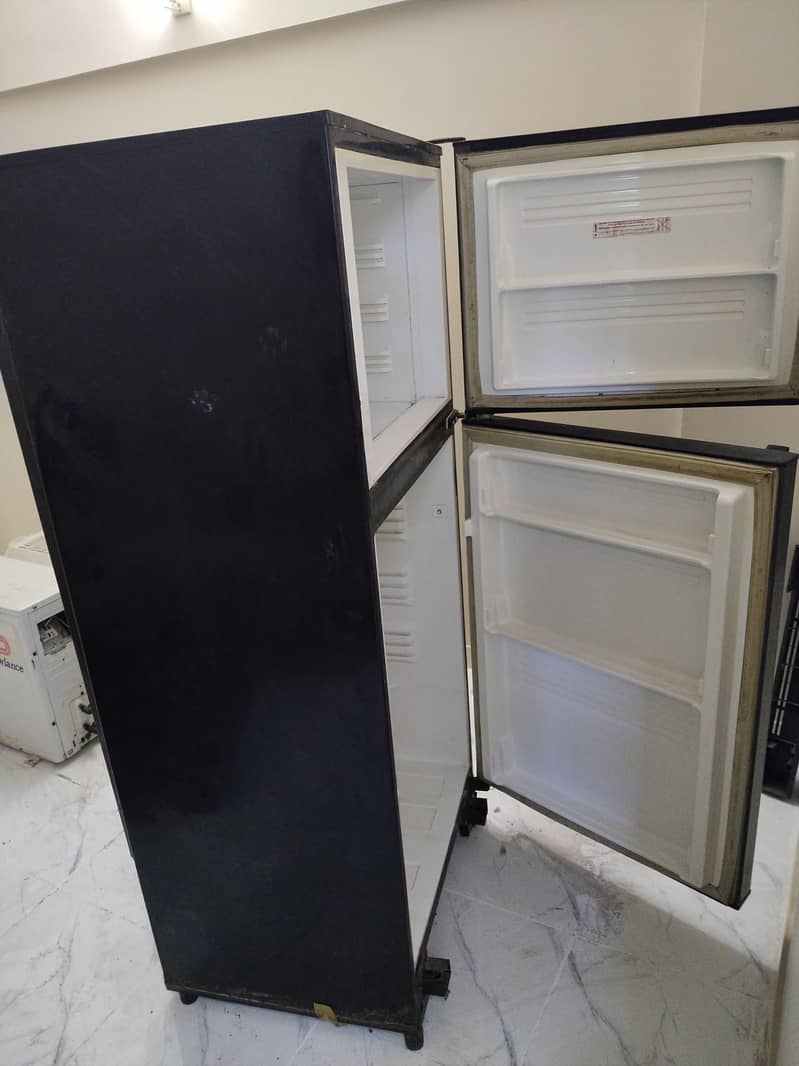 Refrigerator 3