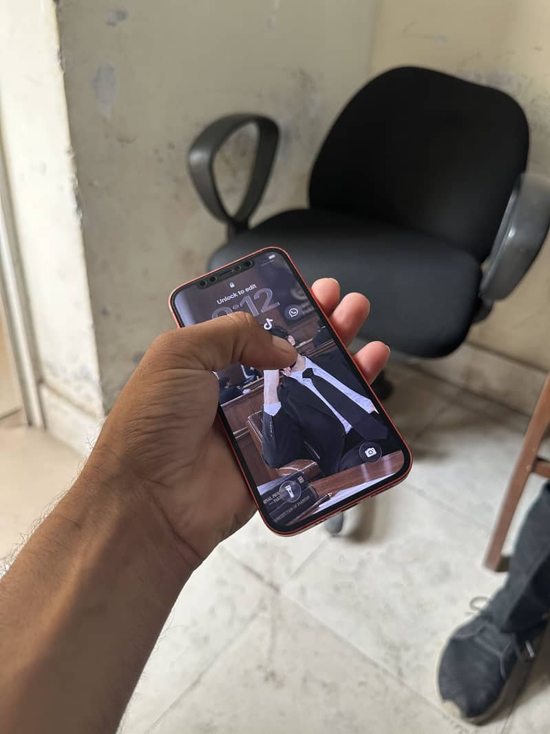 Apple iPhone 12 5