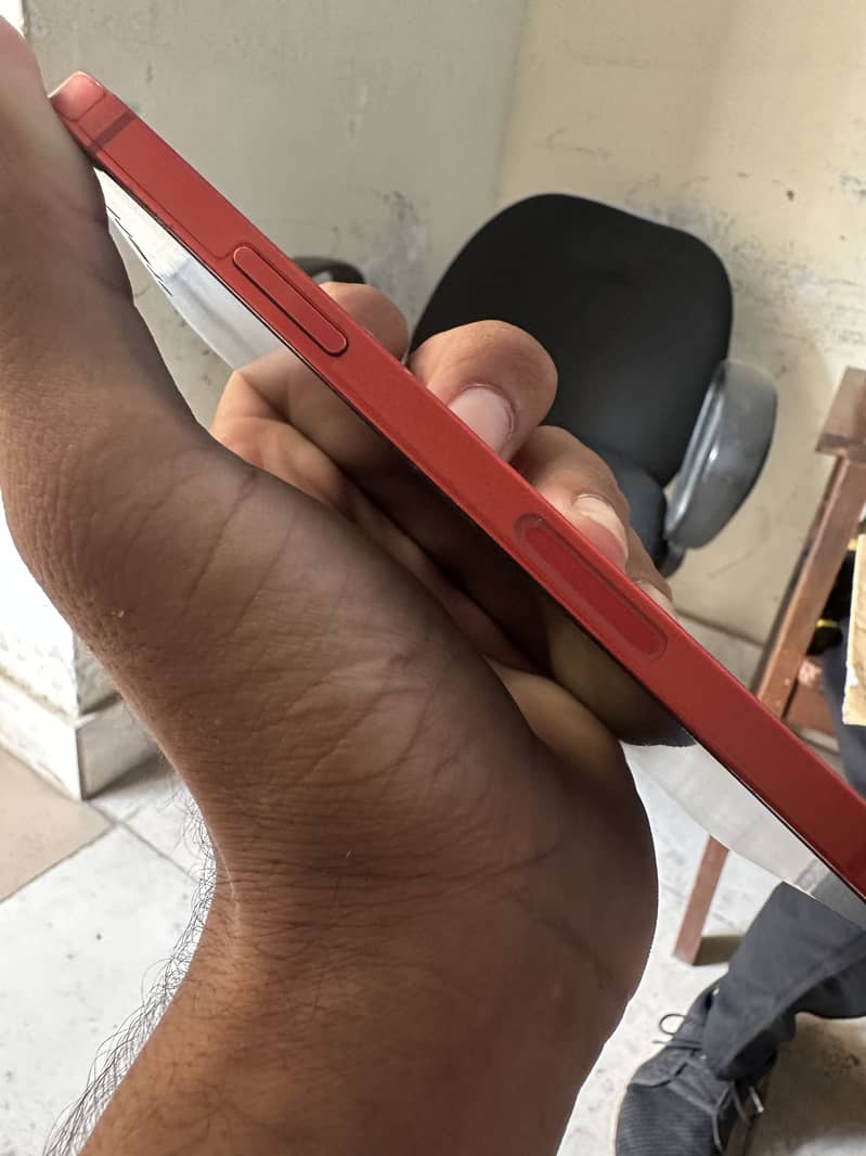 Apple iPhone 12 7