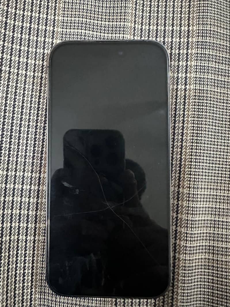 Apple iPhone 14 Pro 1