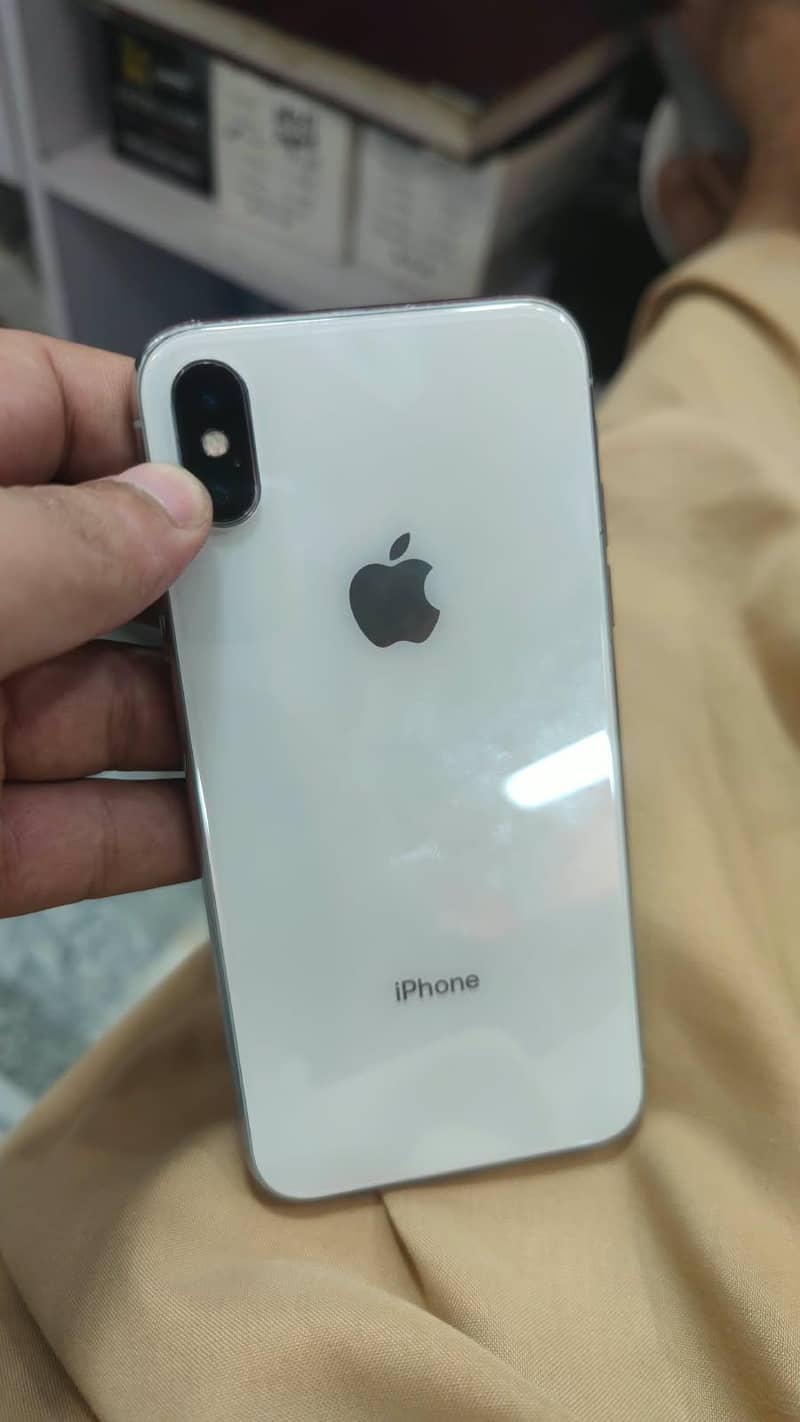 Apple iPhone X 1